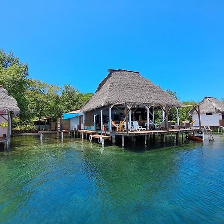 El Clandestino Villa Bocas del Toro Exterior photo