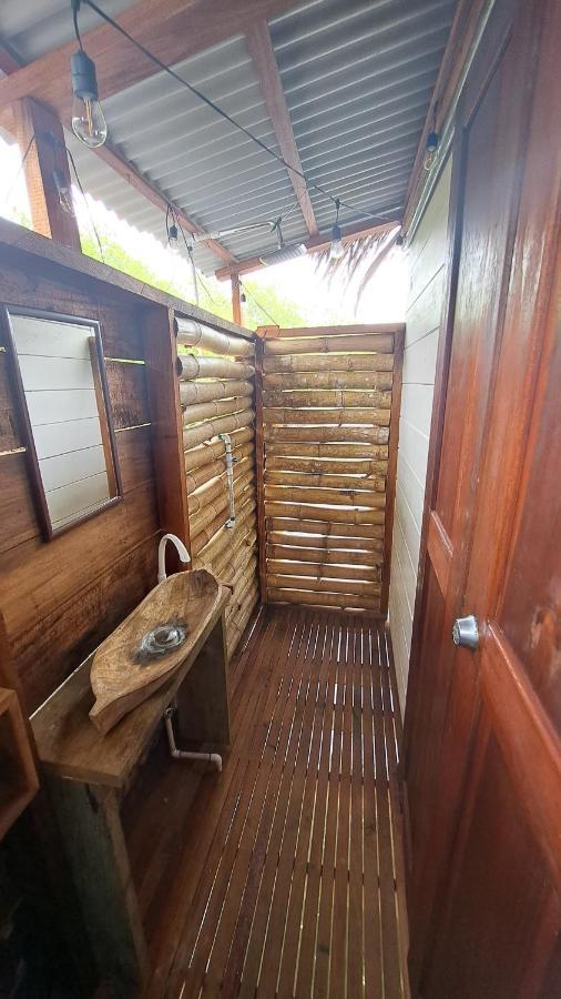 El Clandestino Villa Bocas del Toro Exterior photo