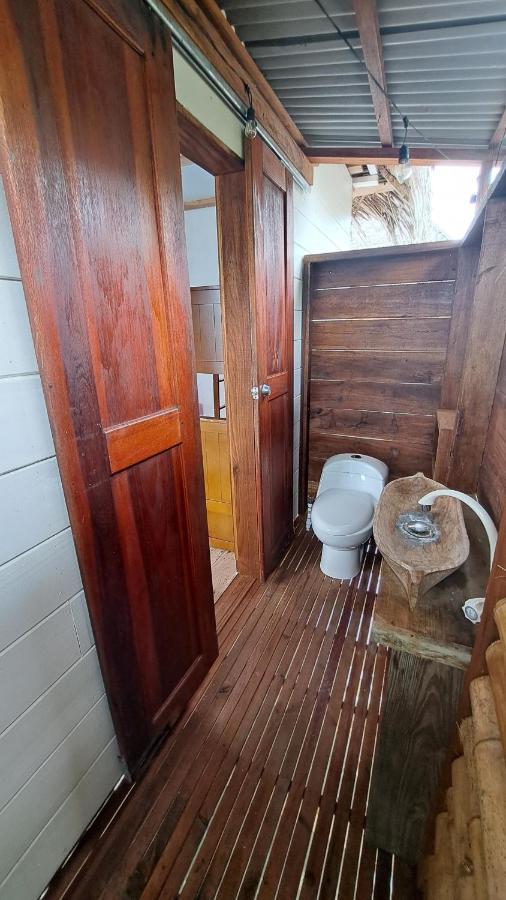 El Clandestino Villa Bocas del Toro Exterior photo