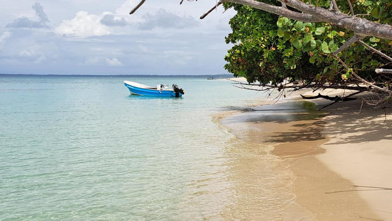 El Clandestino Villa Bocas del Toro Exterior photo