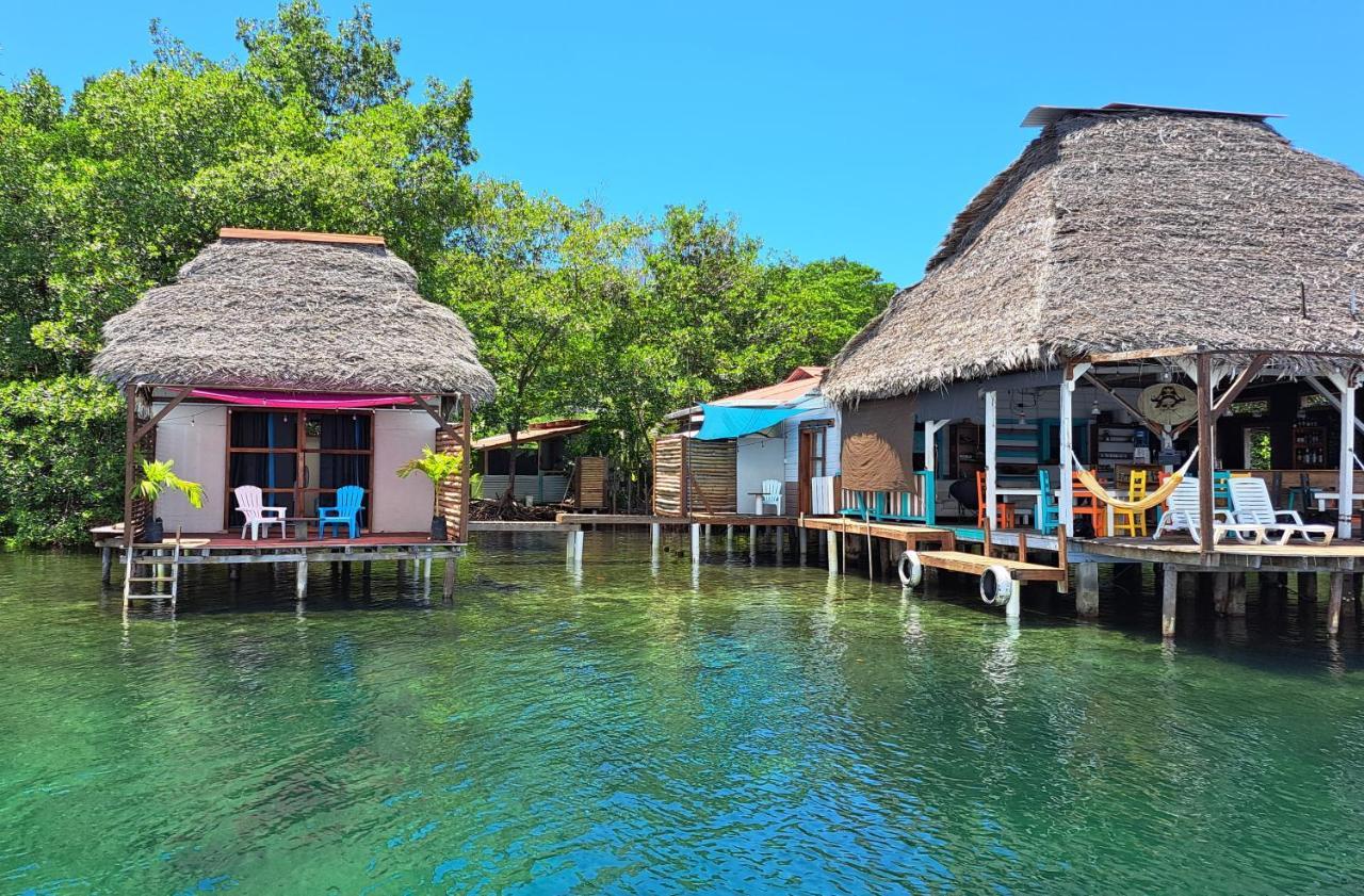 El Clandestino Villa Bocas del Toro Exterior photo